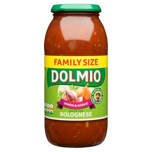 Dolmio Bolognese Onion & Garlic Pasta Sauce 750G